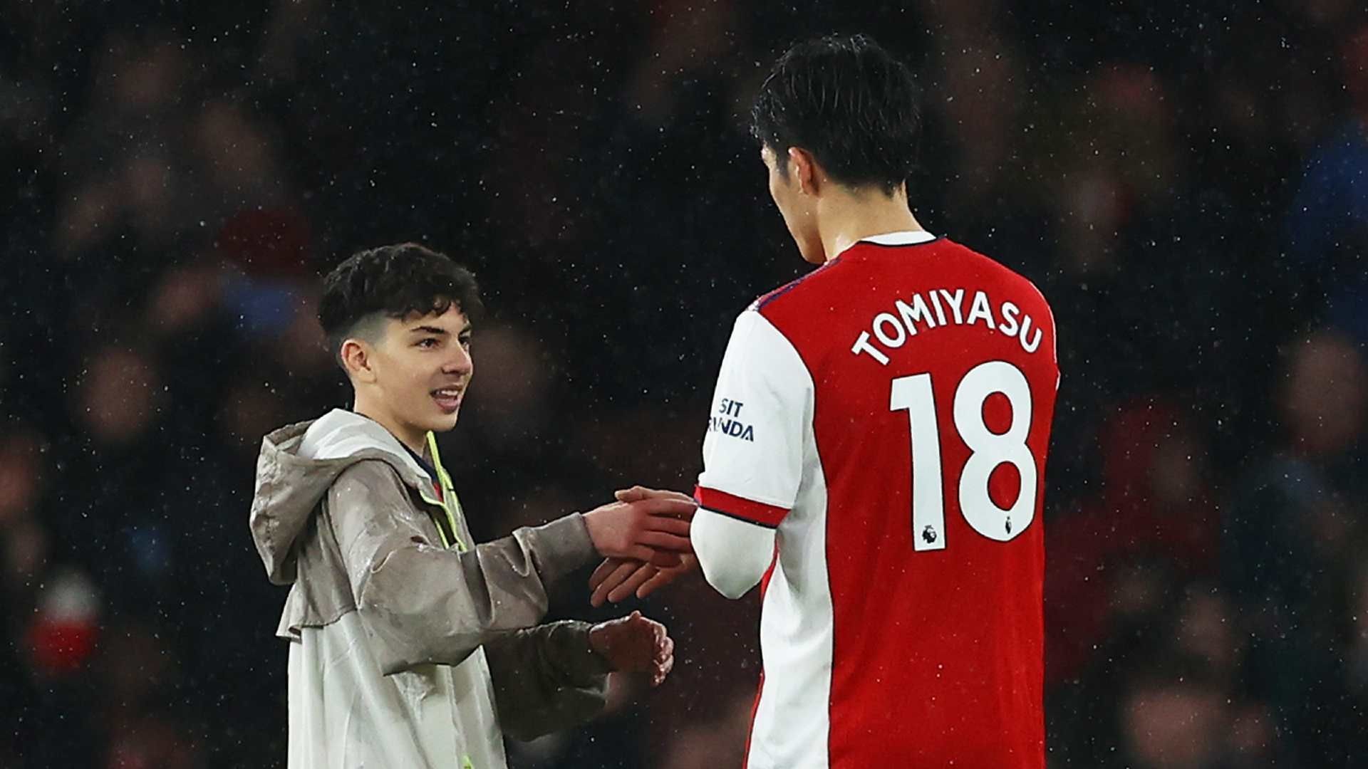 20211211 Takehiro Tomiyasu