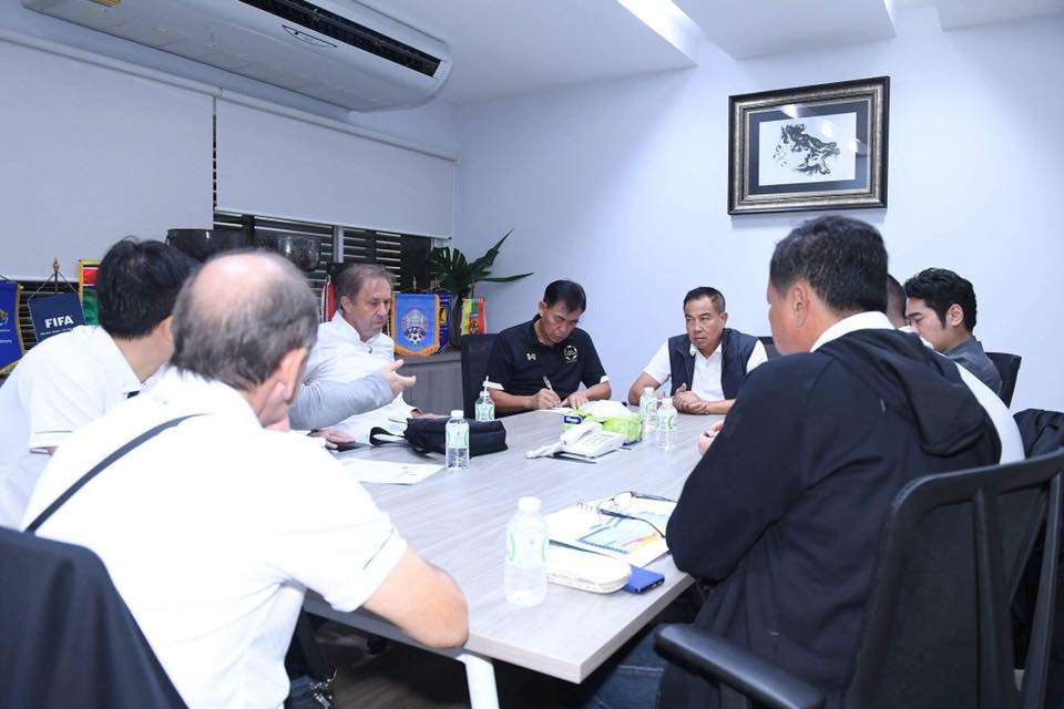 มิโลวาน ราเยวัช