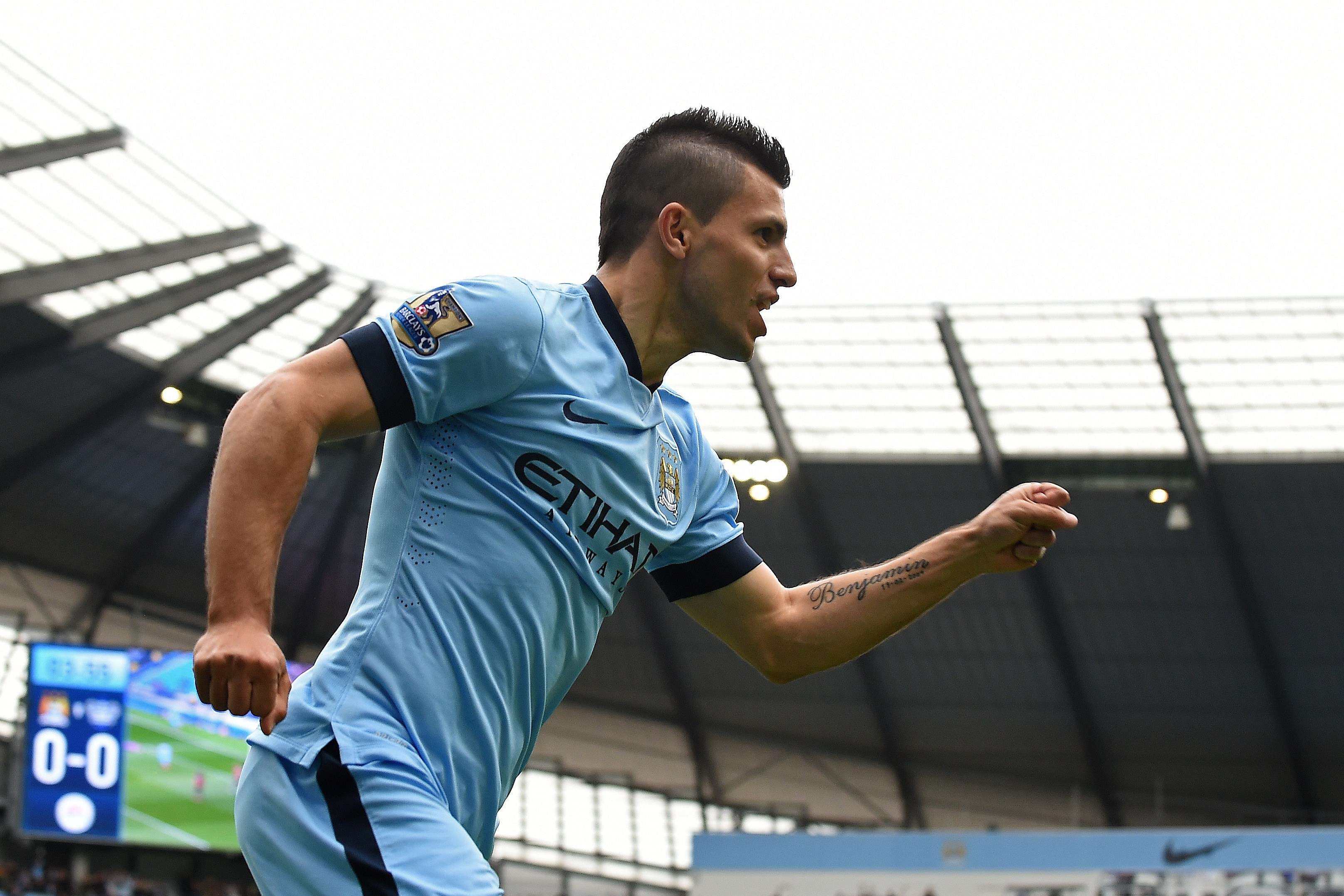 Sergio Aguero Manchester City Queens Park Rangers Premier League 10052015