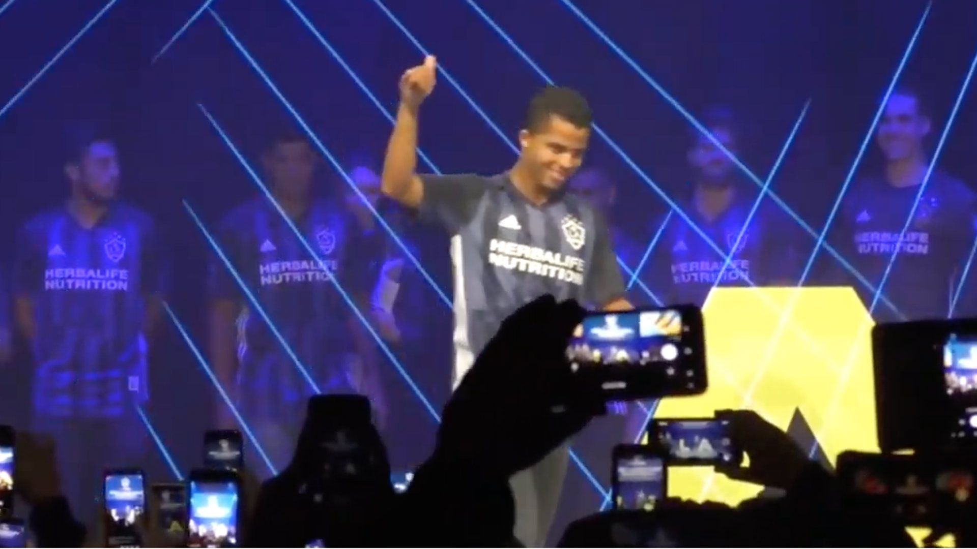 Giovani dos Santos 190219