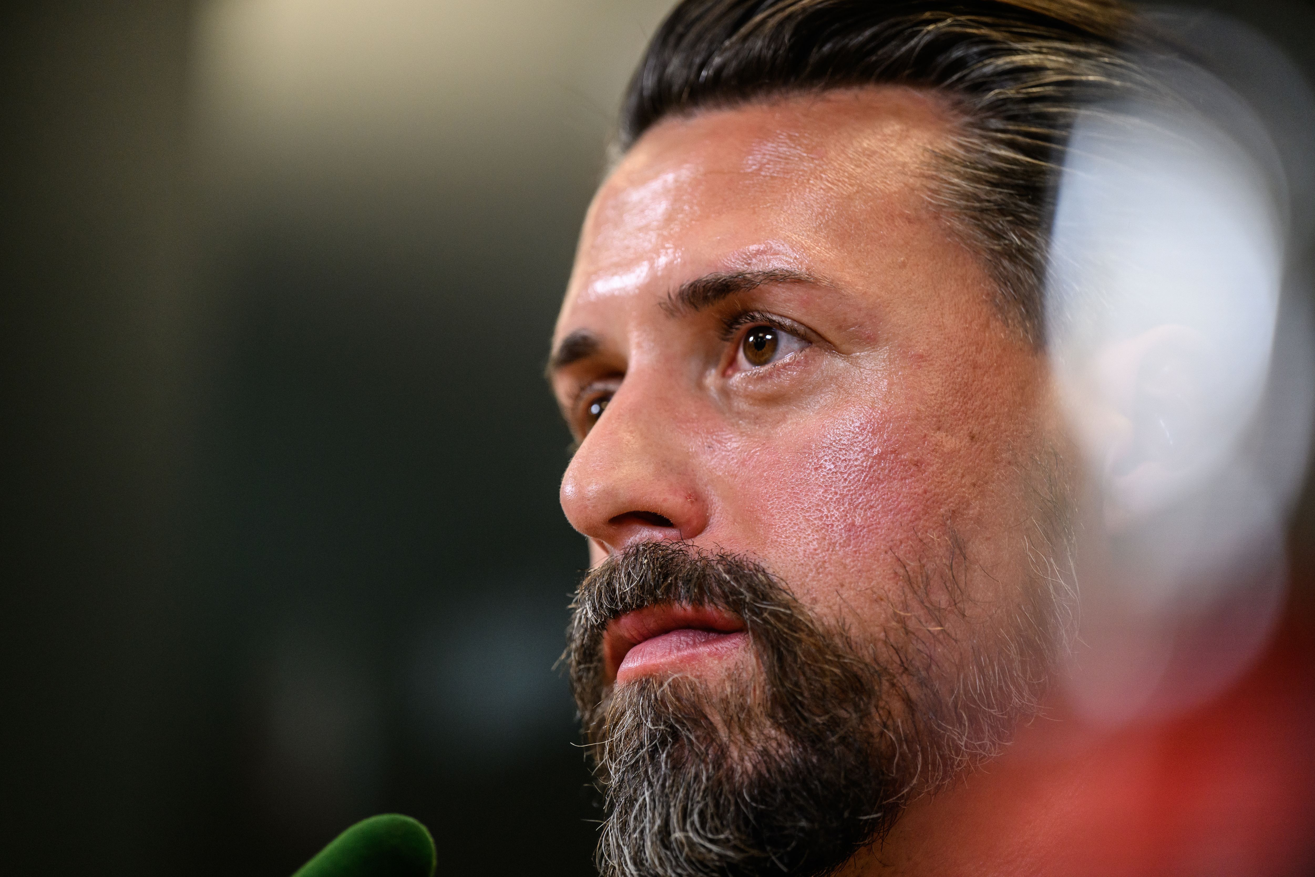 Sandro Wagner und der FC Augsburg könnten Probleme bekommen.