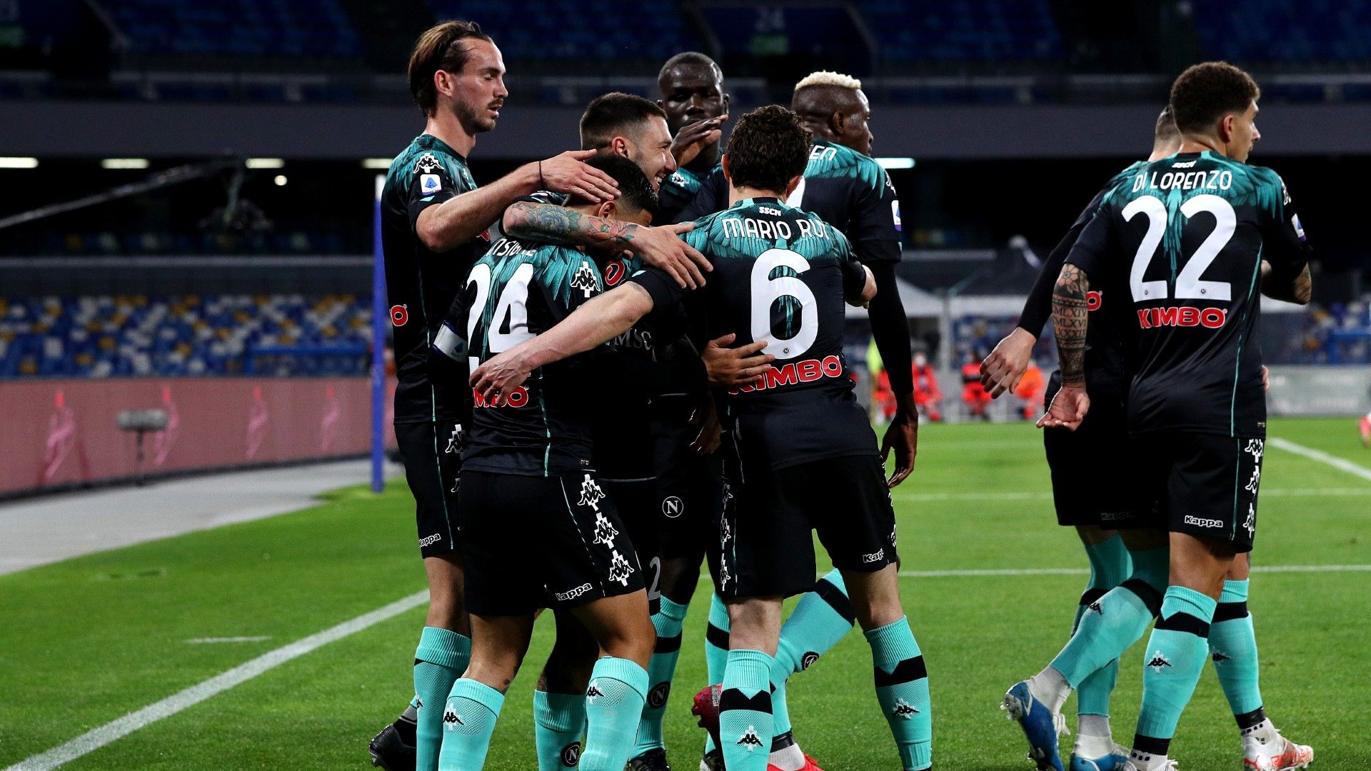 Napoli celebrating Inter Serie A