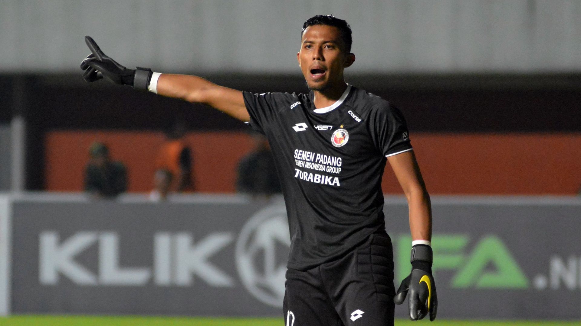 Teja Paku Alam - Semen Padang