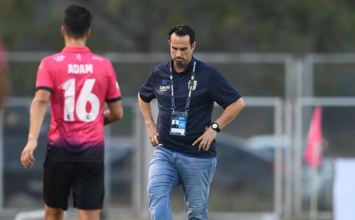 เดนนิส อมาโต