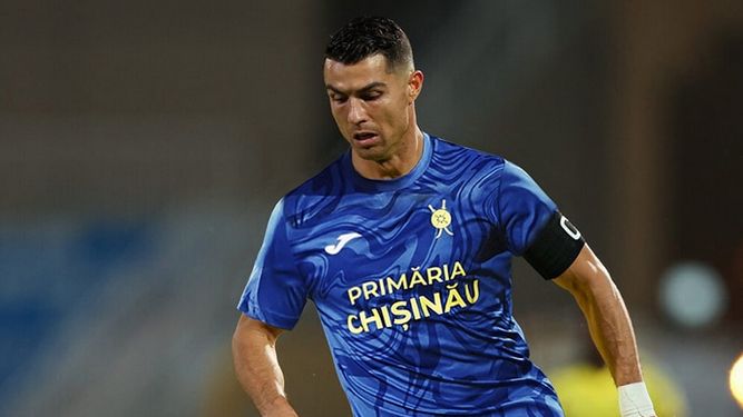 Cristiano Ronaldo Dacia Buiucani