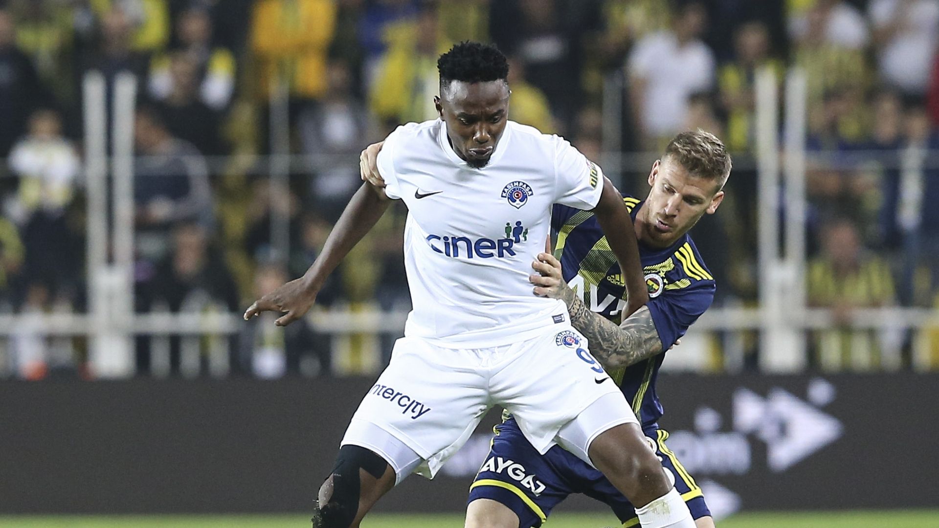 Thiam Serdar Aziz Fenerbahce Kasimpasa 2019