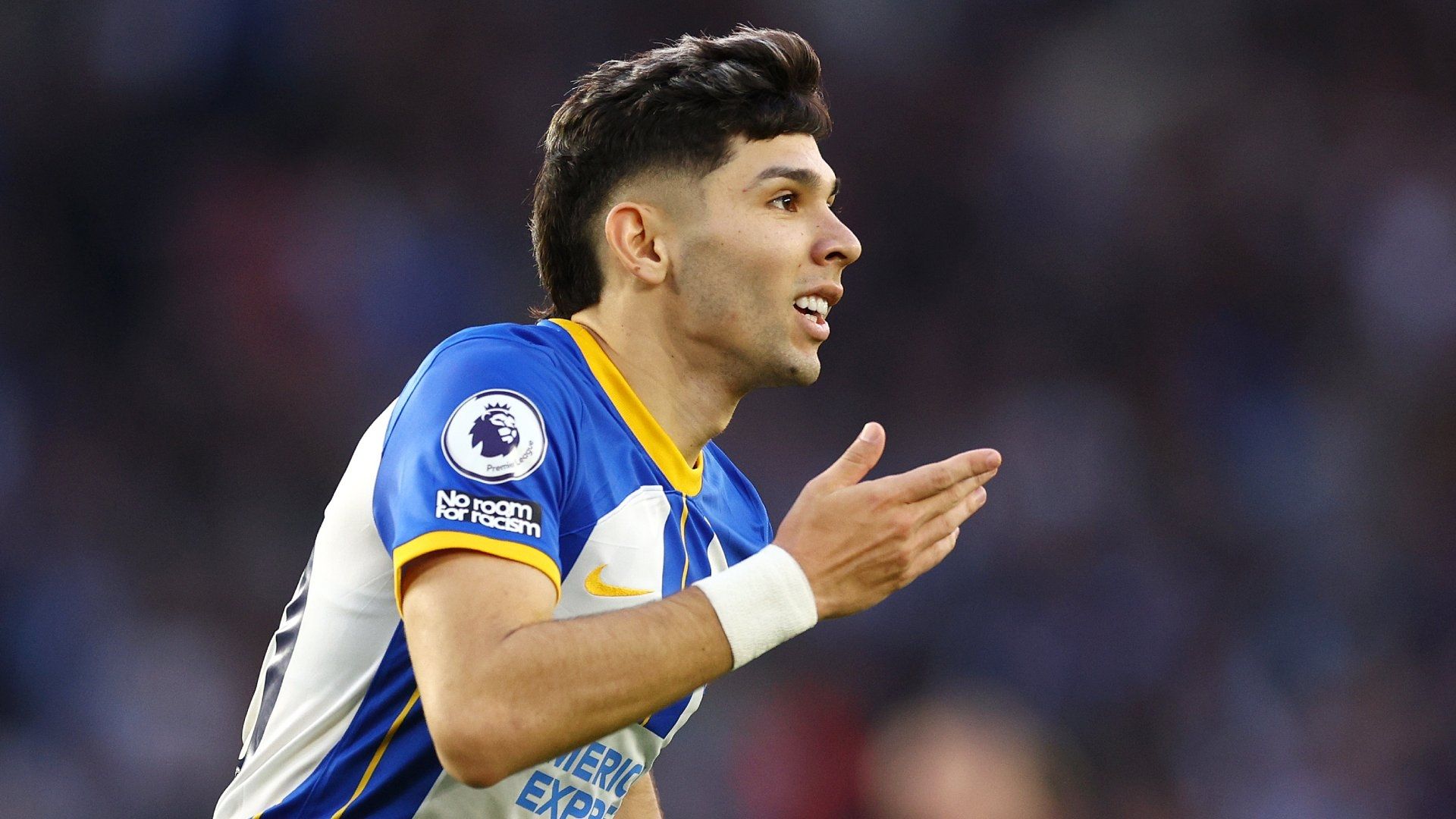 Julio Enciso Brighton 2022-23