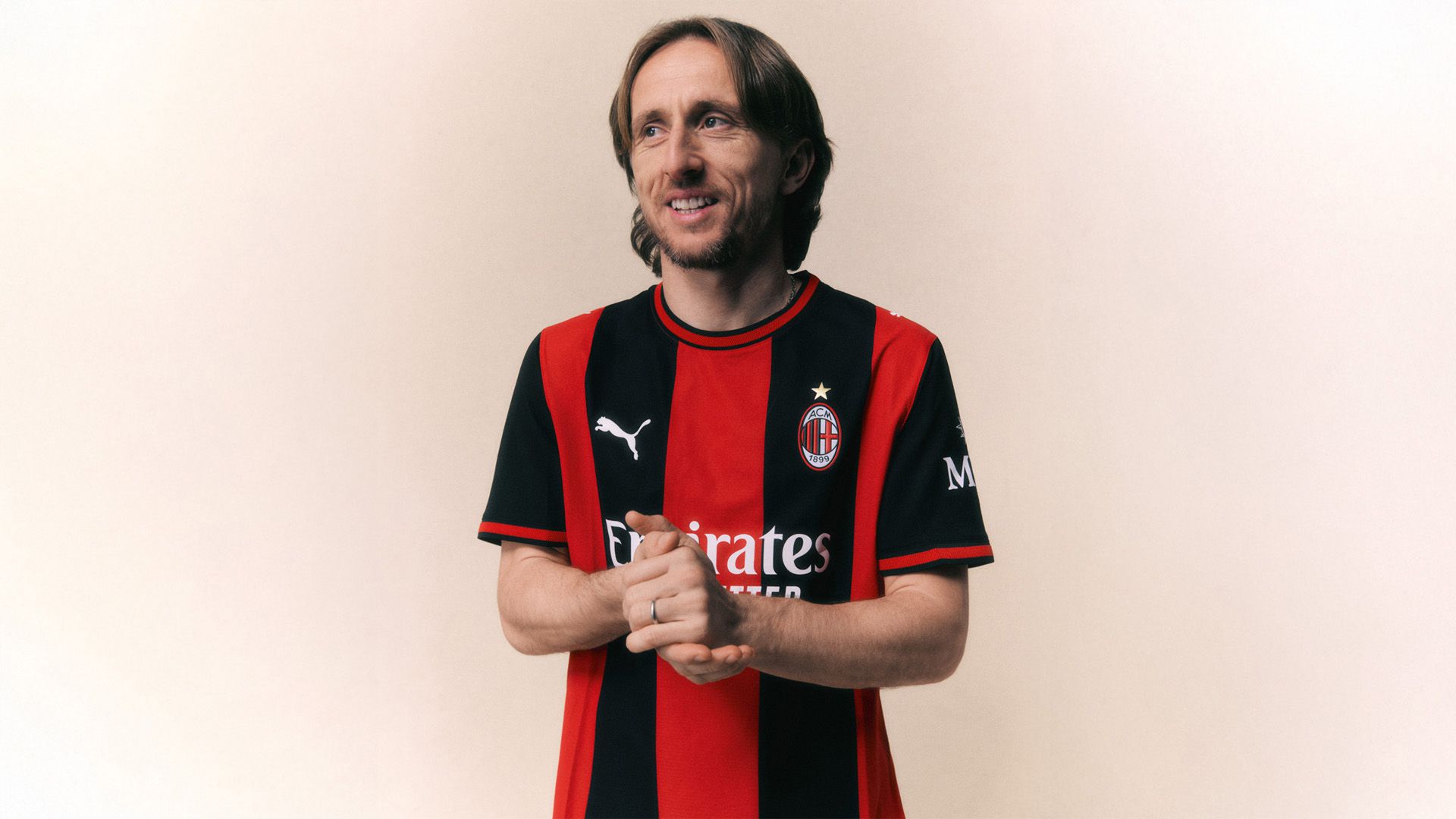 AC Milan 26-27 home kit 