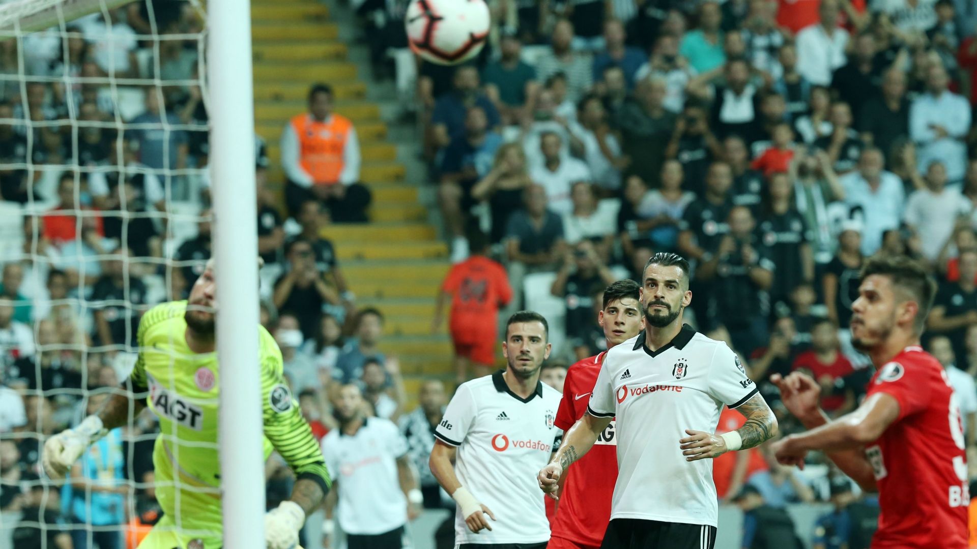 Besiktas Antalyaspor 082618