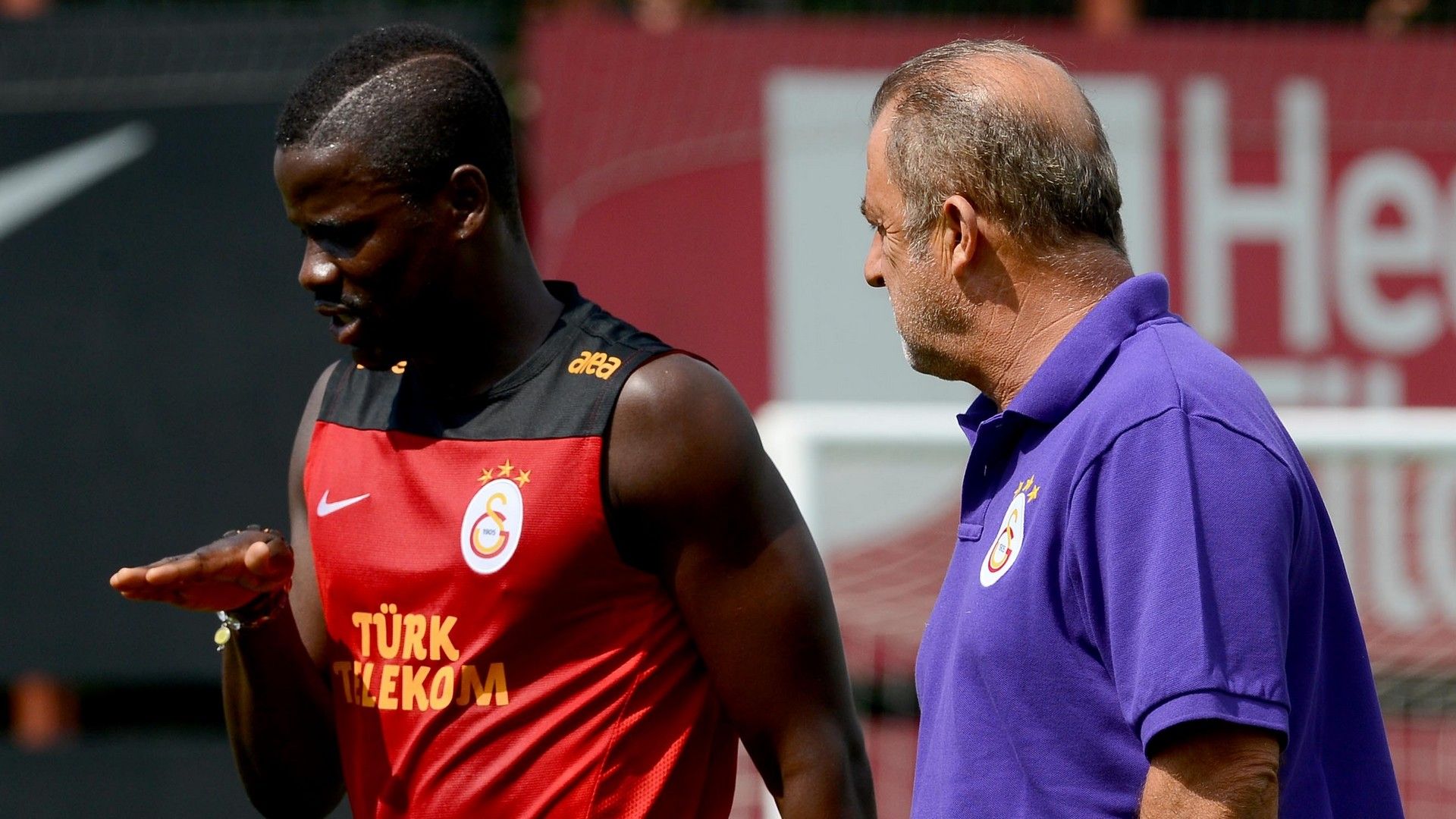 Emmanuel Eboue Fatih Terim