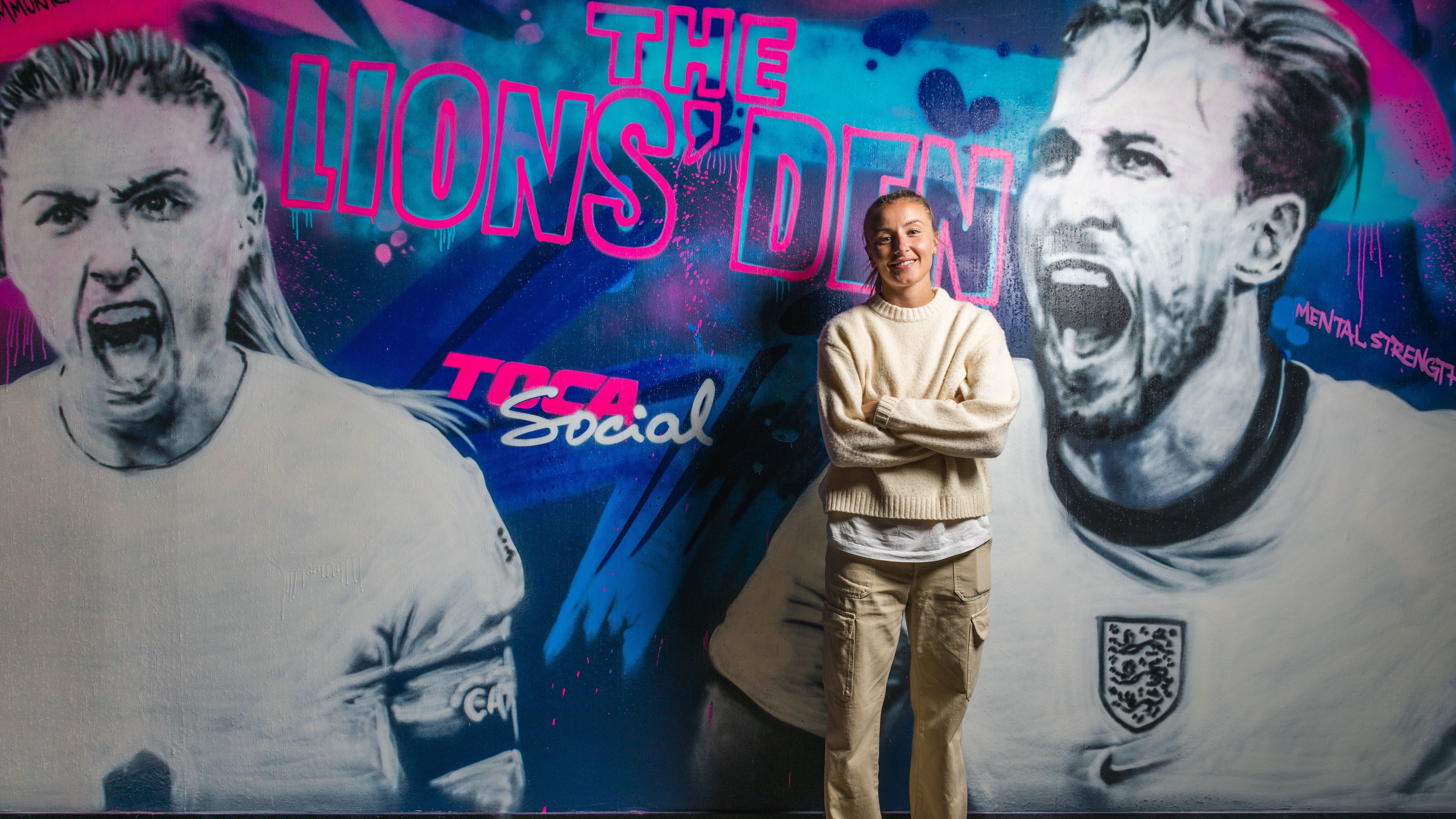 Leah Williamson mural