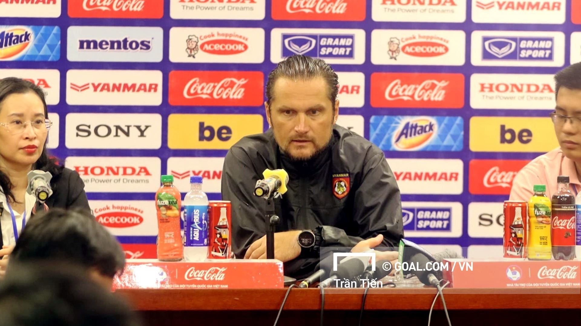 Coach Velizar Popov U23 Myanmar