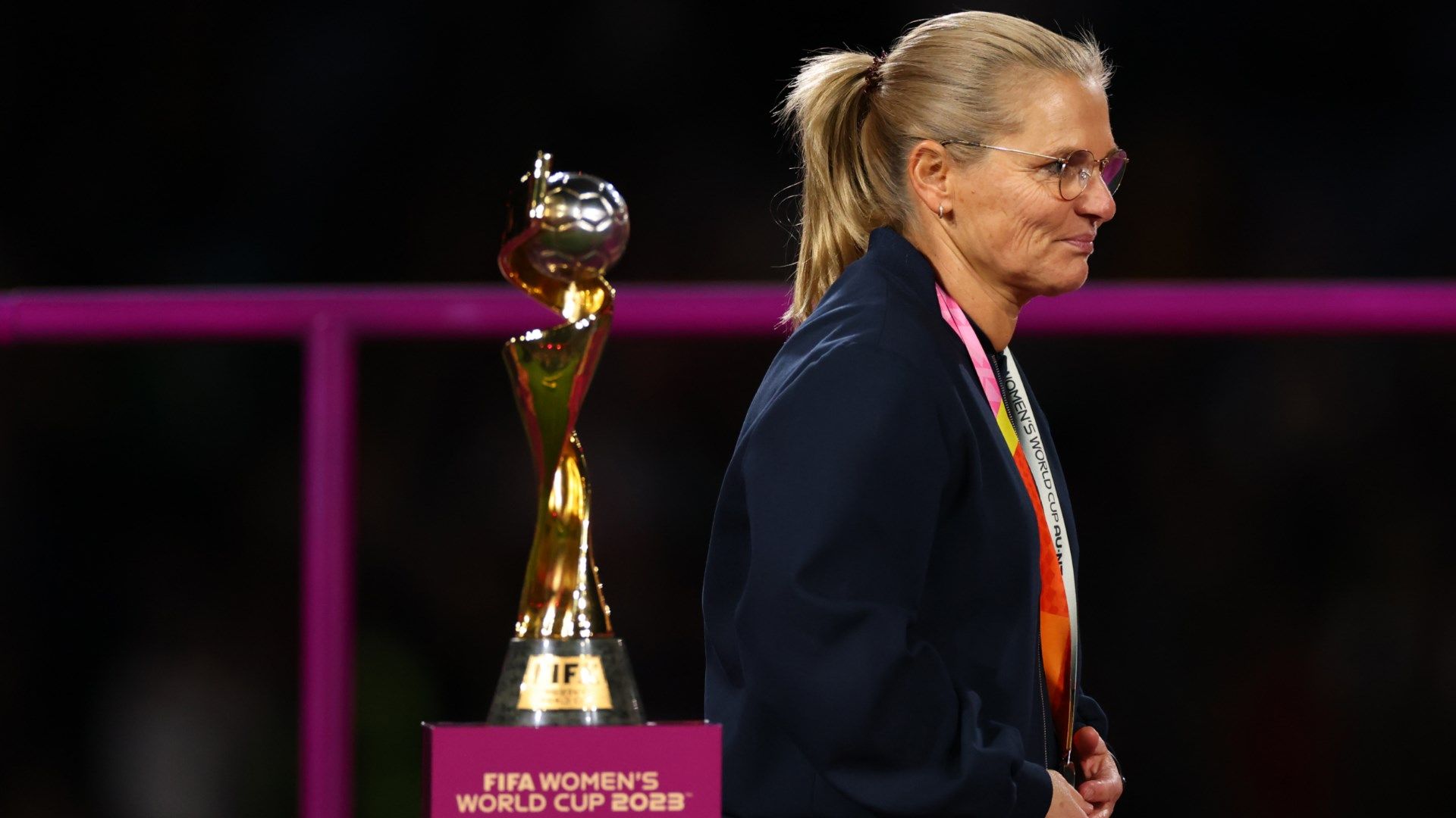 Sarina Wiegman World Cup trophy 2023