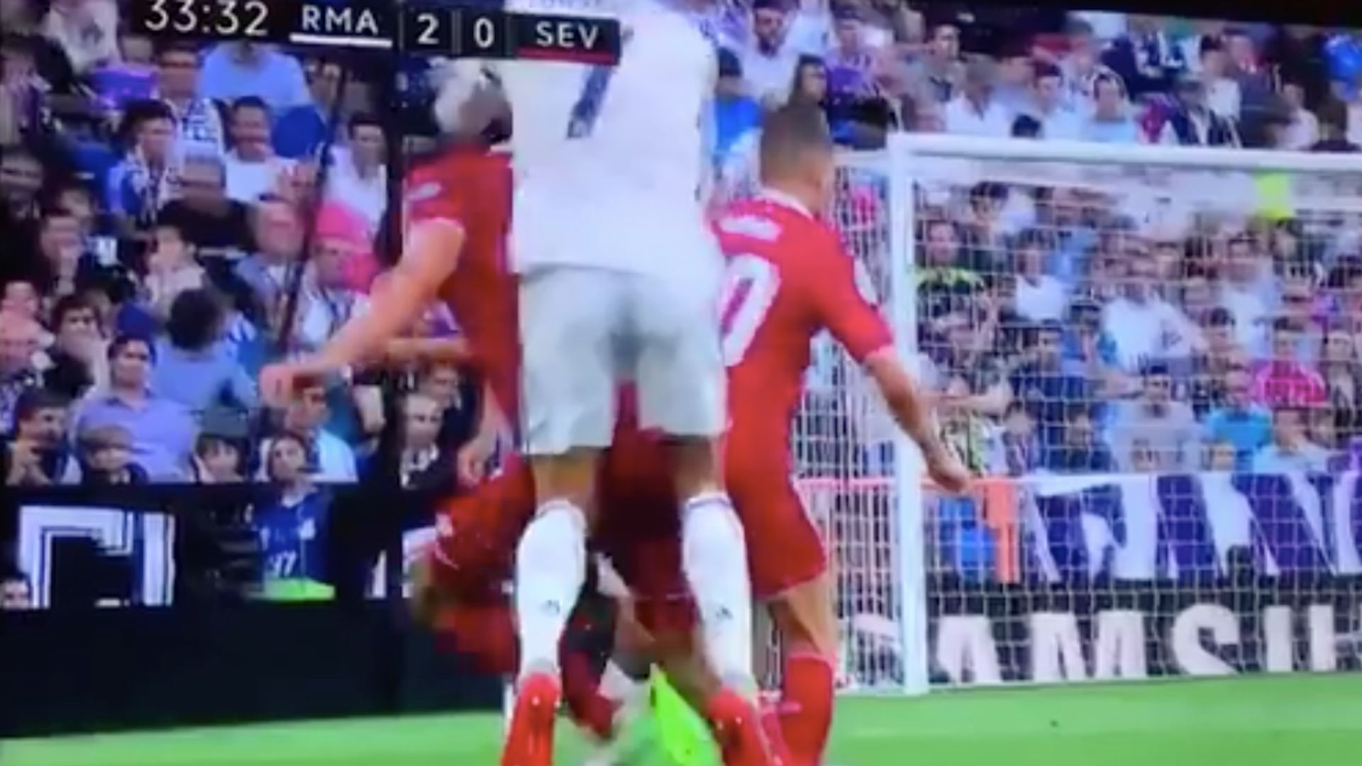 Golpe de Cristiano a Lenglet