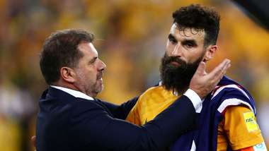 Ange Postecoglou, Mile Jedinak, Australia v Honduras