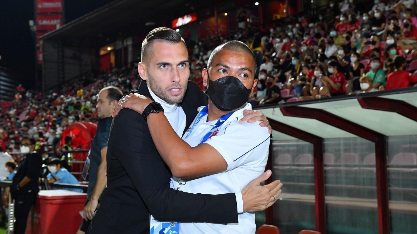 มาริโอ - สระราวุฒิ