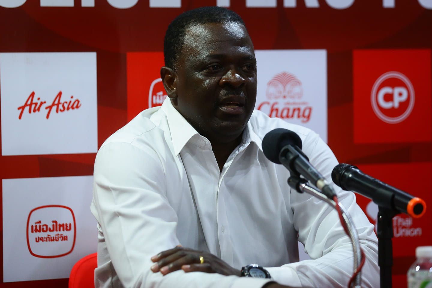 อเดบาโย กาเดโบ