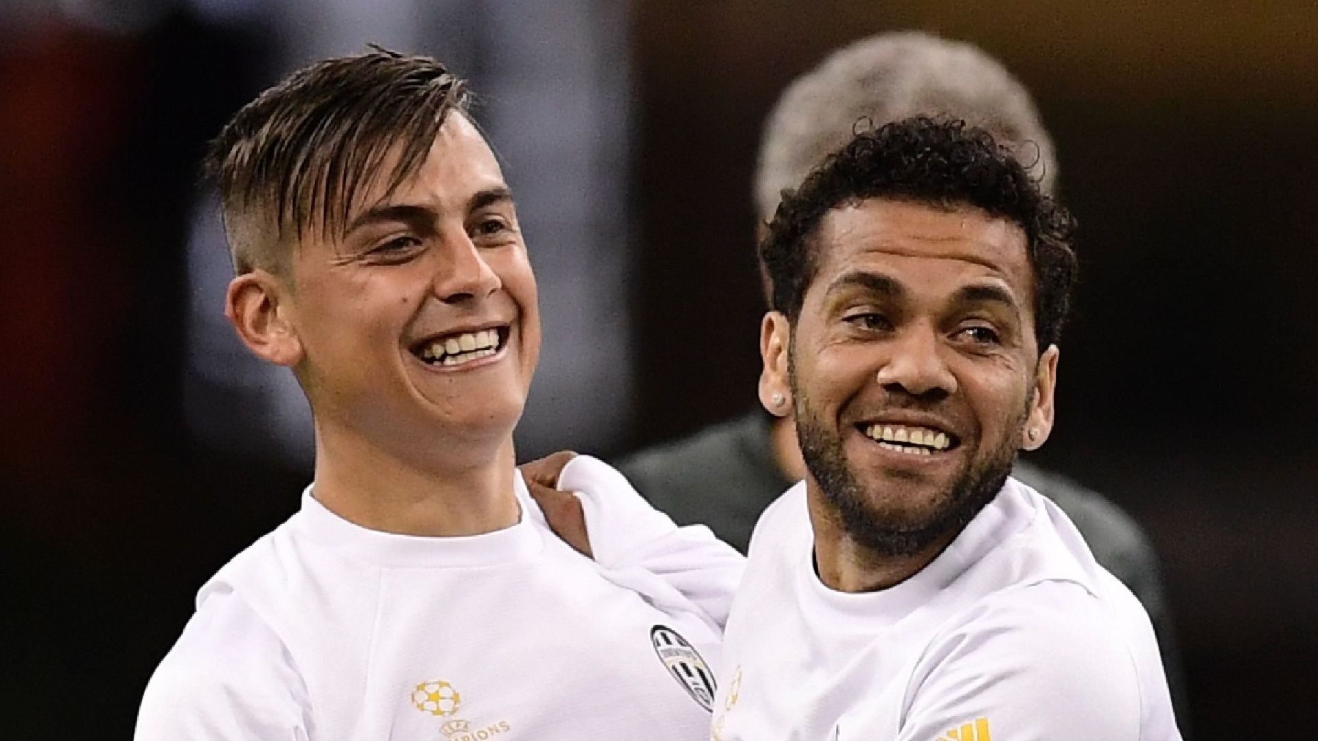 Paulo Dybala, Dani Alves, Juventus