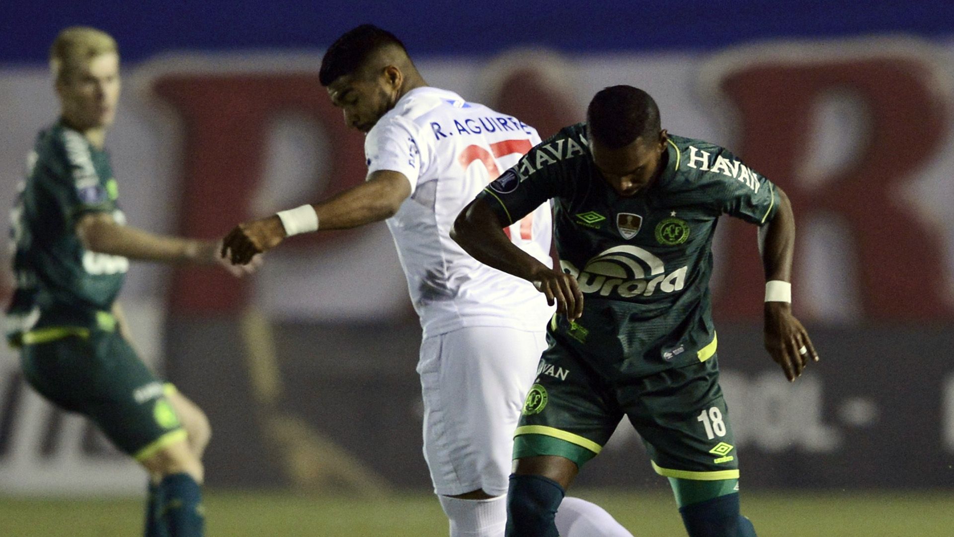 Luiz Antonio Rodrigo Aguirre Nacional Montevideo Chapecoense Libertadores 27042017