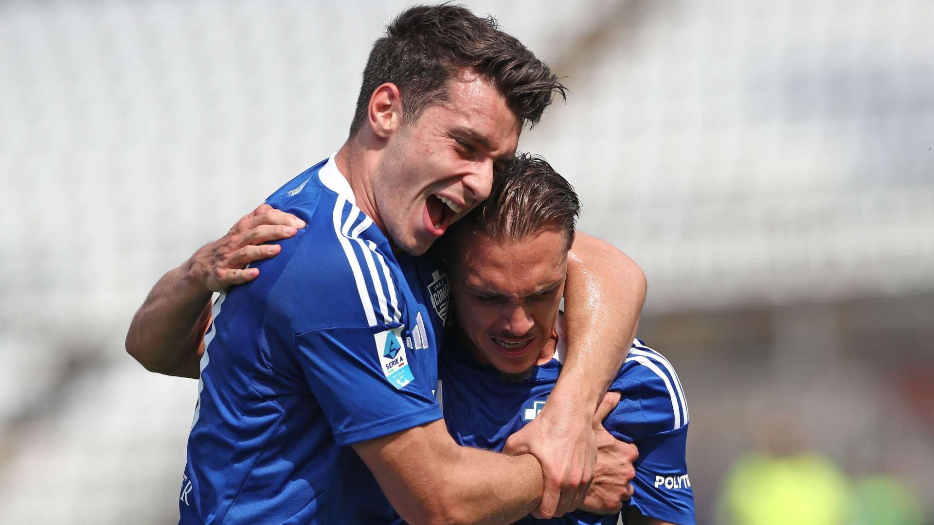 Douvikas Caqueret Como