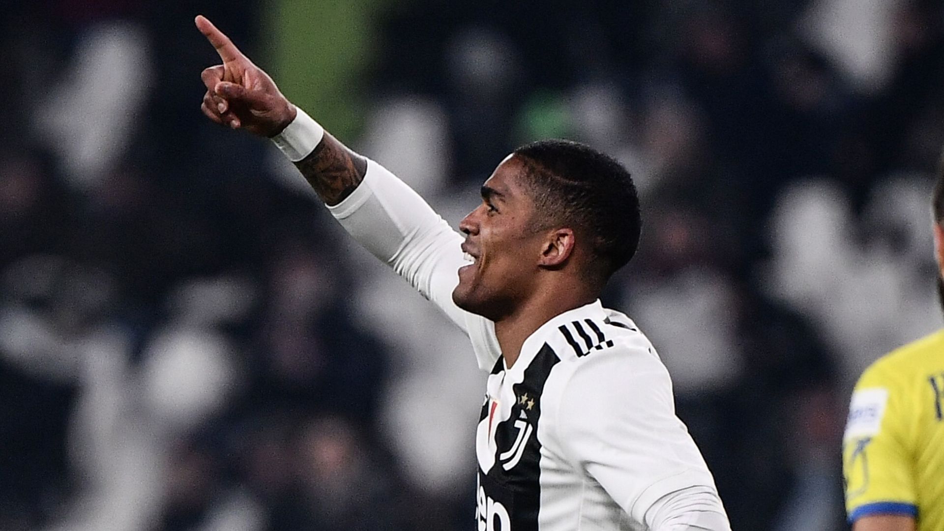 Douglas Costa, Juventus