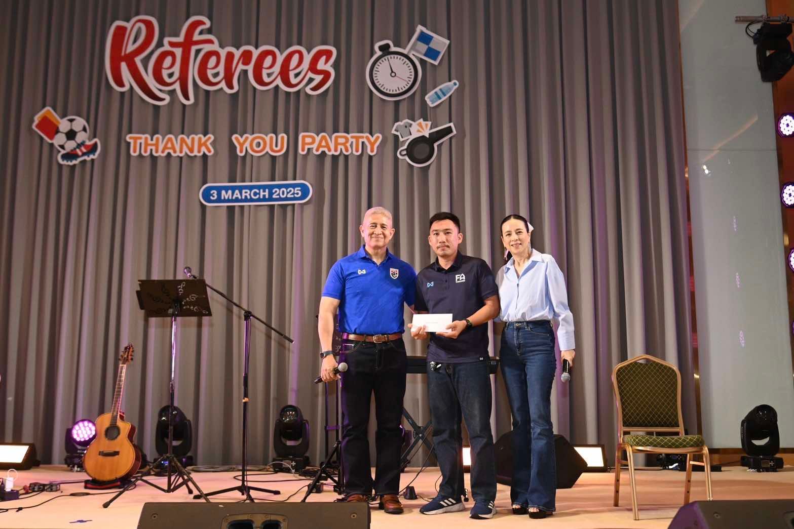 นวลพรรณ ล่ำซำ