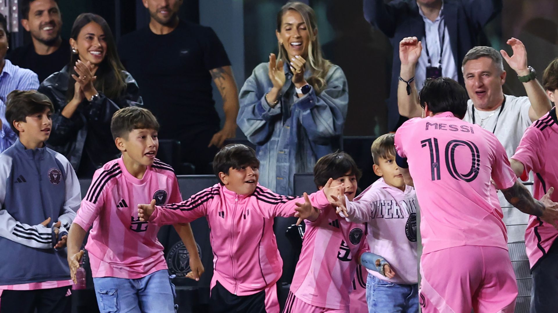 Lionel Messi Inter Miami celebrations sons 2025