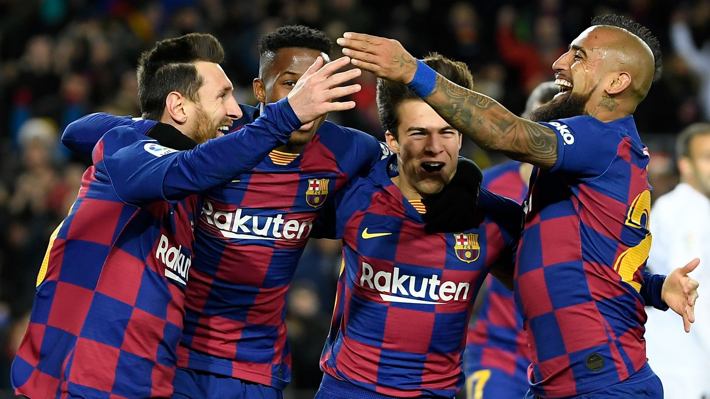 Lionel Messi Ansu Fati Arturo Vidal Riqui Puig Barcelona Granada LaLiga 19012020