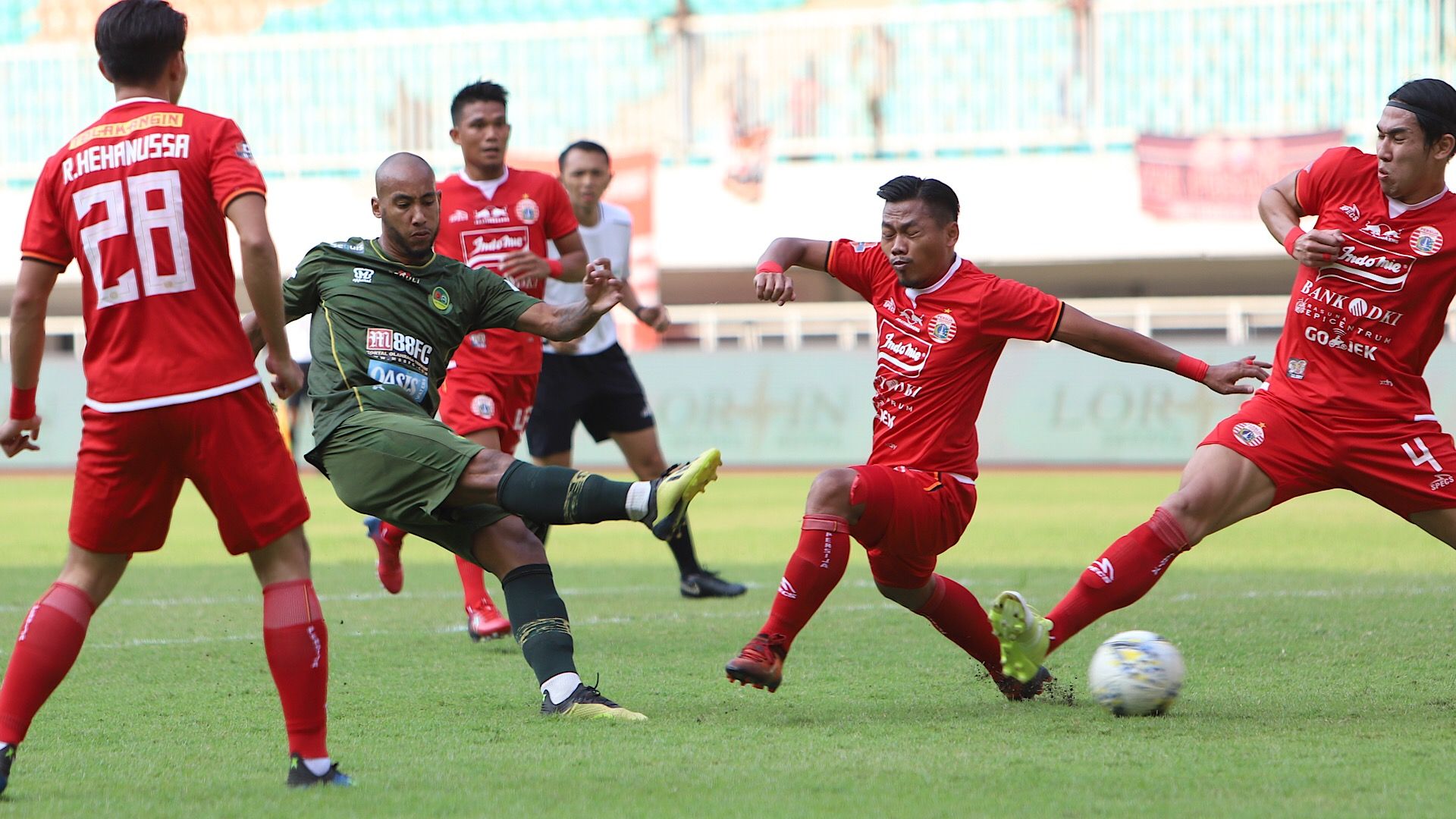 Osas Saha - Tira Persikabo