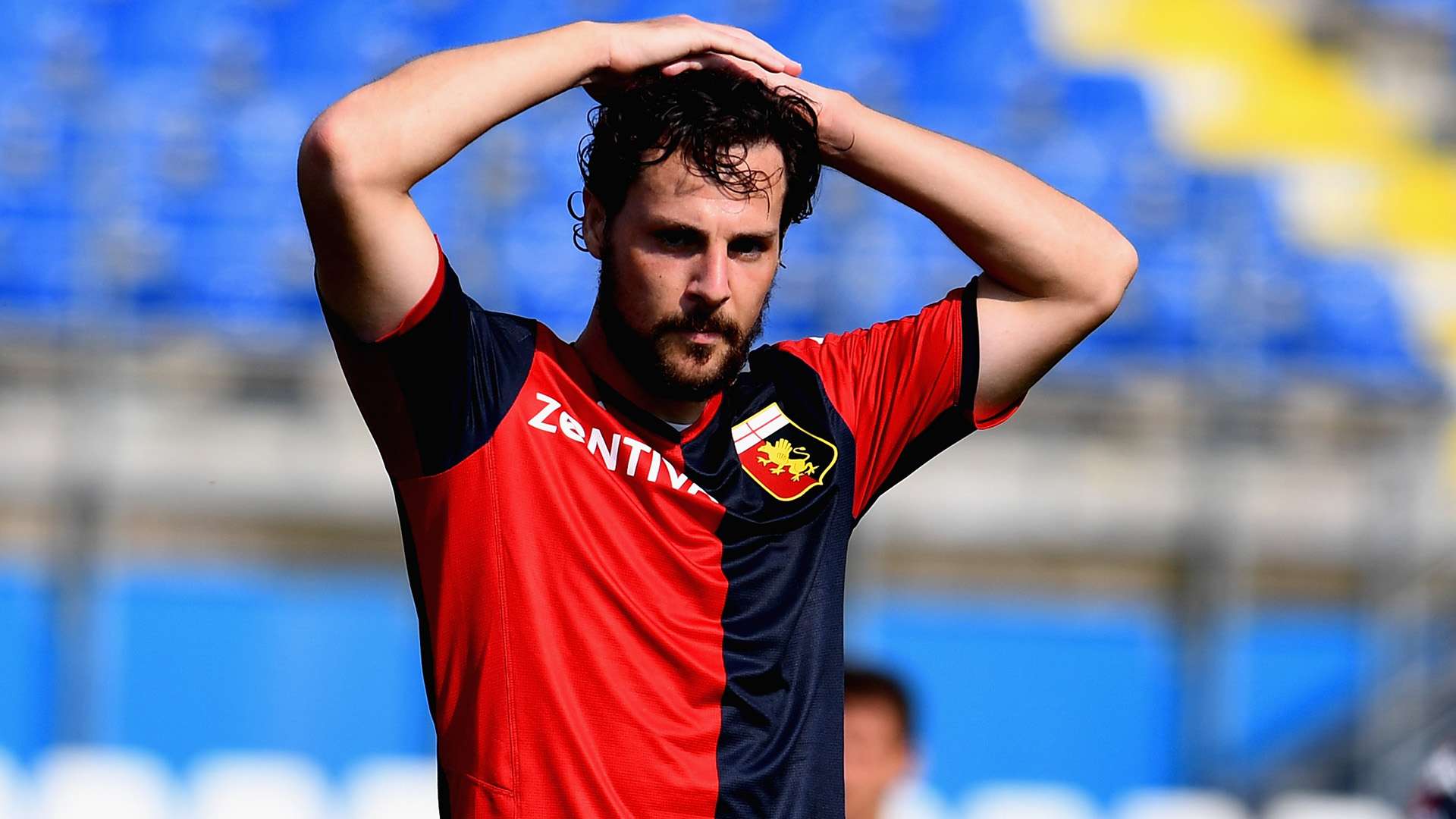 Mattia Destro Genoa 2019
