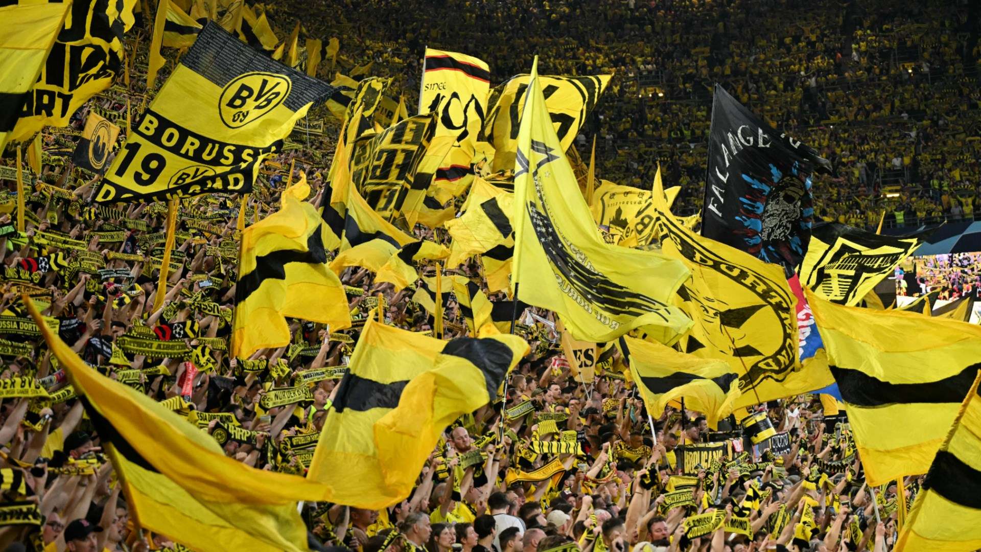 Borussia Dortmund Yellow Wall 2024