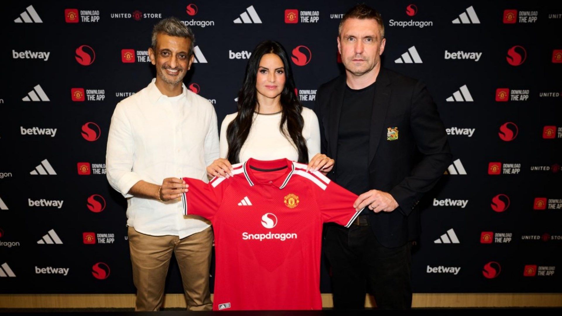 New Era Dawns: Eva Olid Appointed Man Utd Women's Head Coach