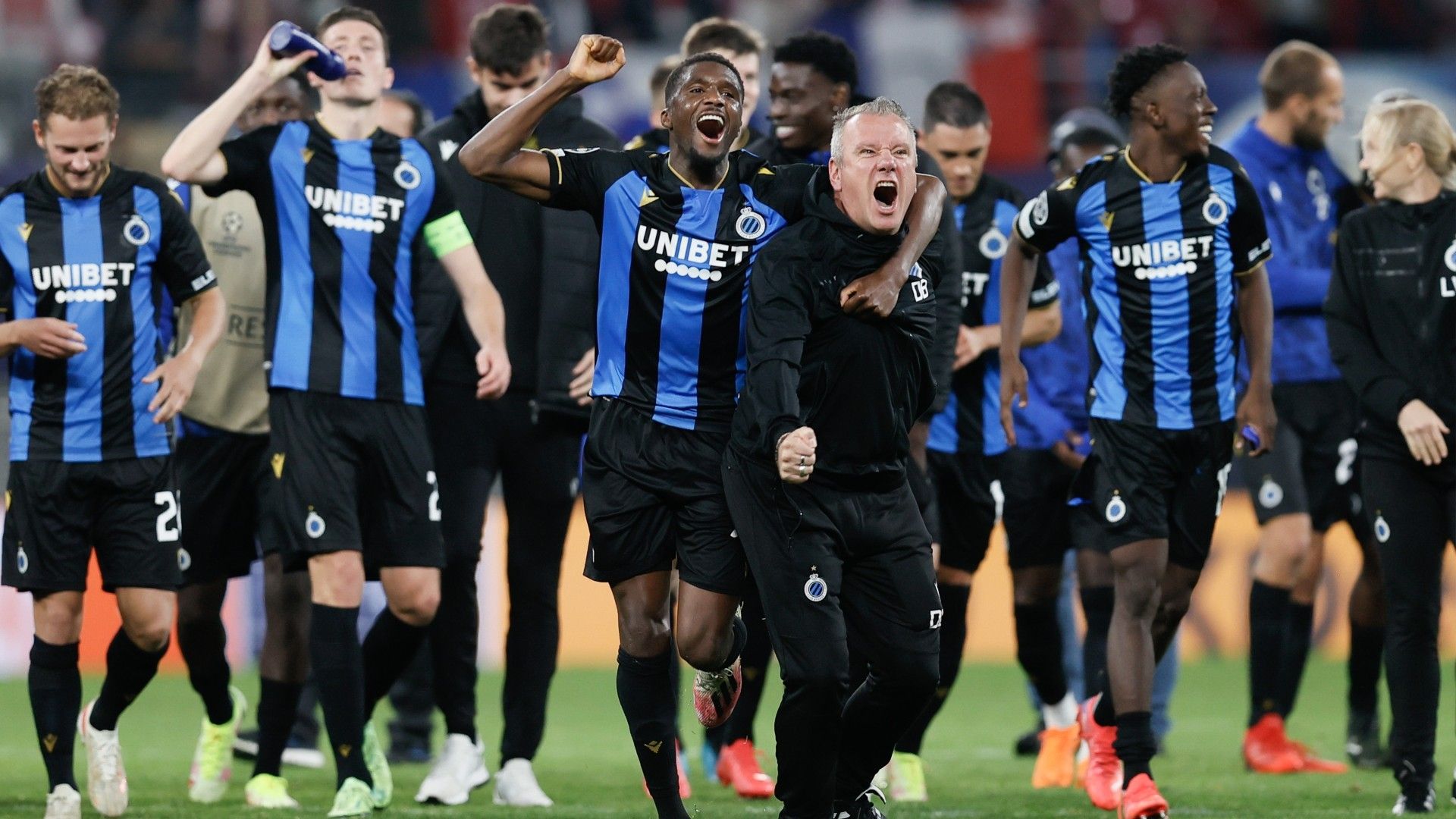 Club Brugge celebrate 2021-22