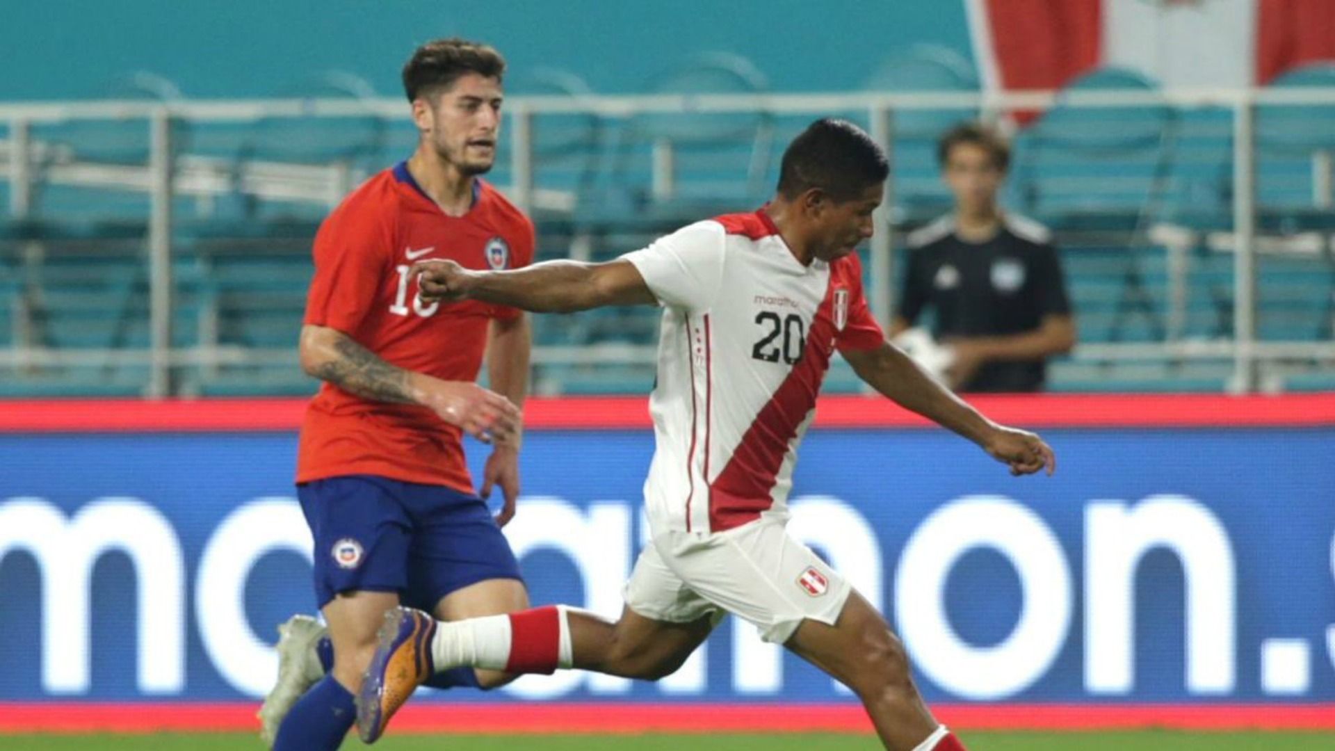 Ángelo Sagal - Perú