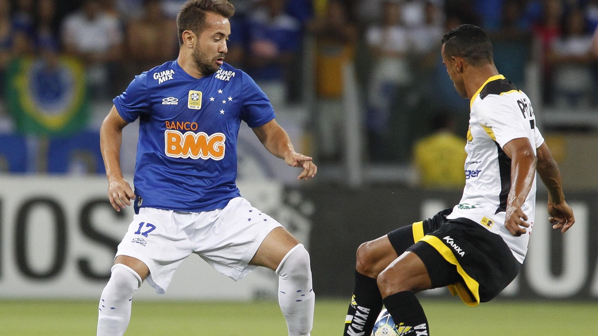 Everton Ribeiro Cruzeiro 3 x 1 Criciúma 09 11 2014 Mineirão