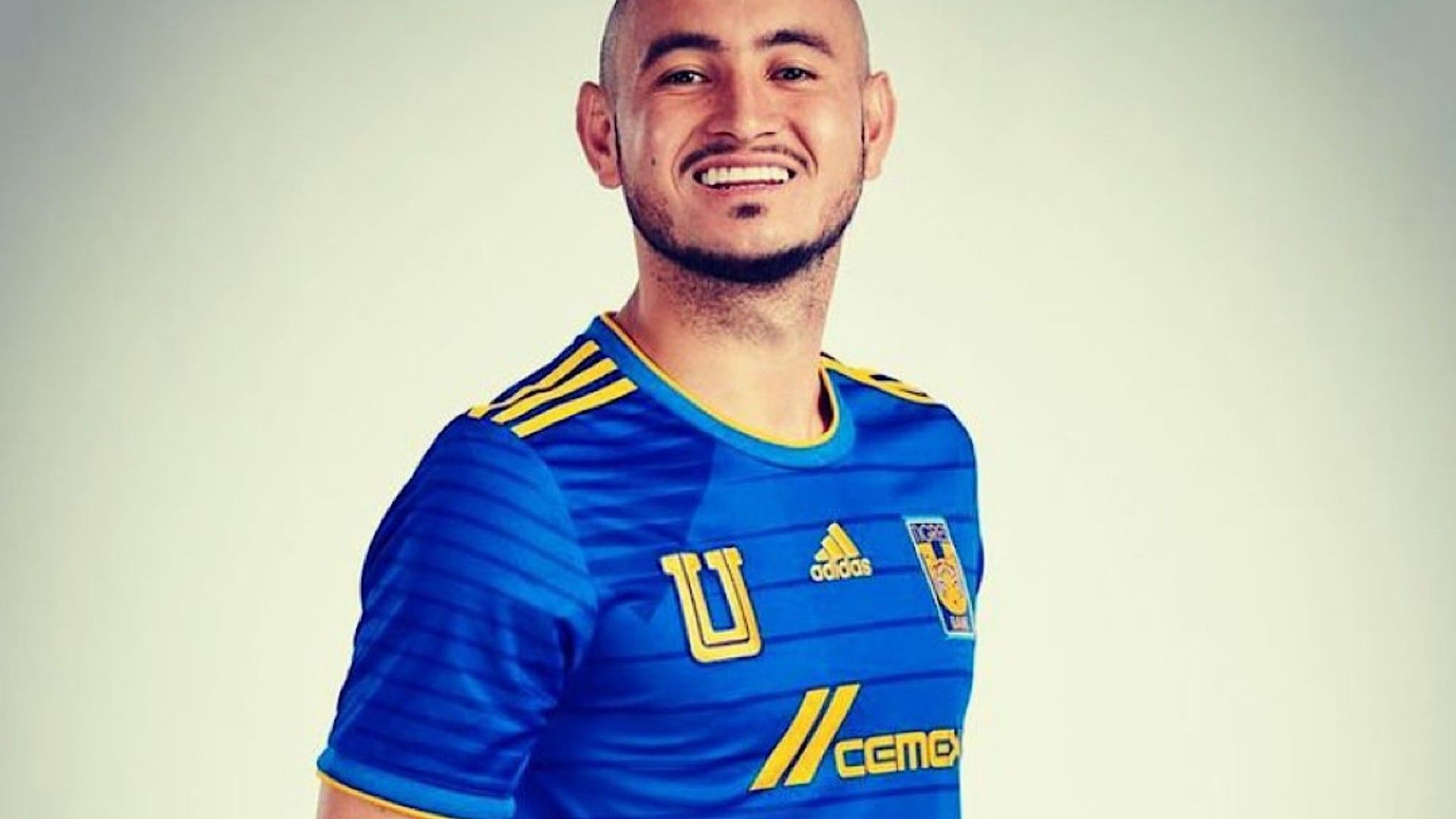 Tigres Mundial de Clubes uniforme azul