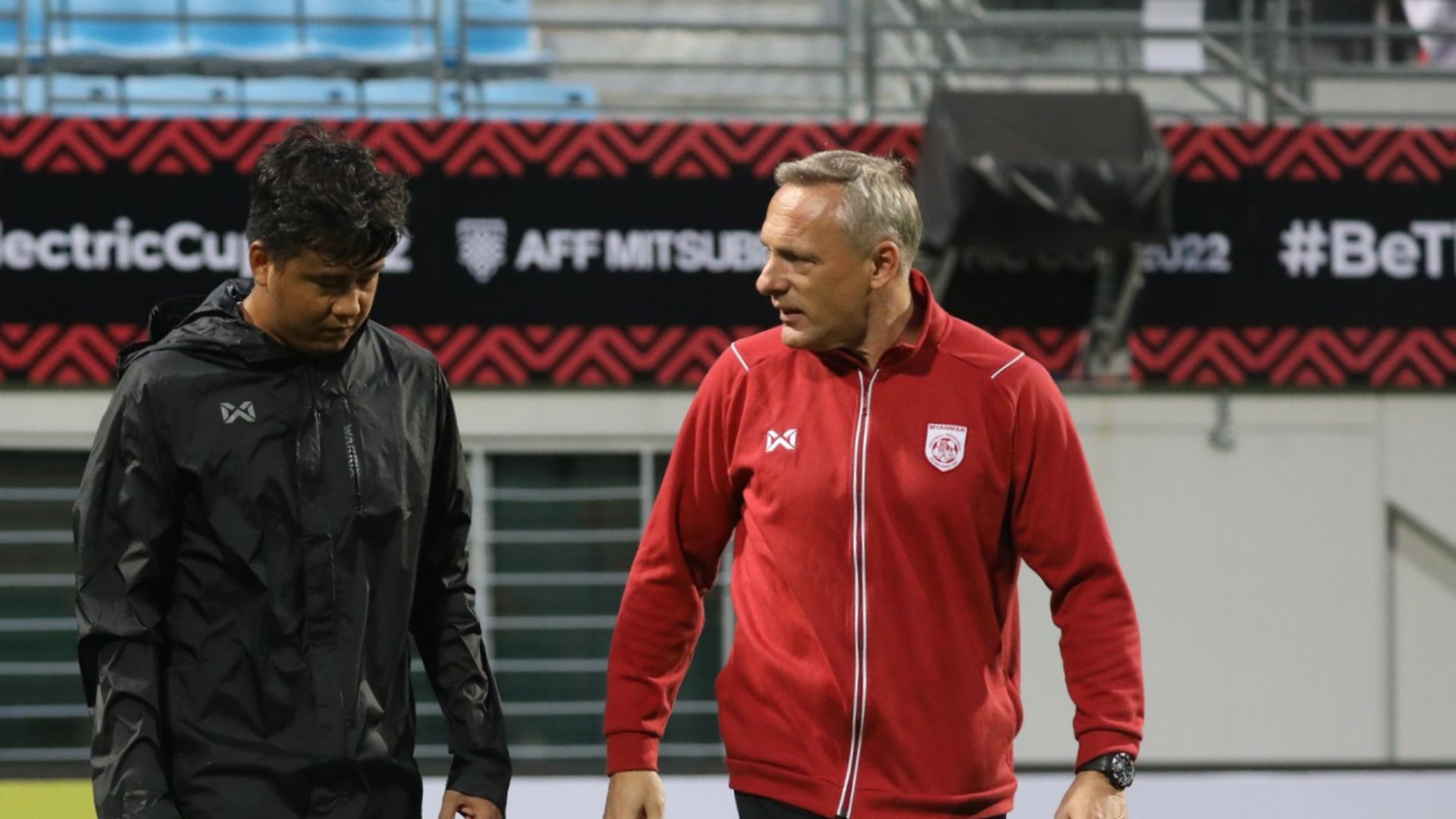 Antoine Hey - Myanmar