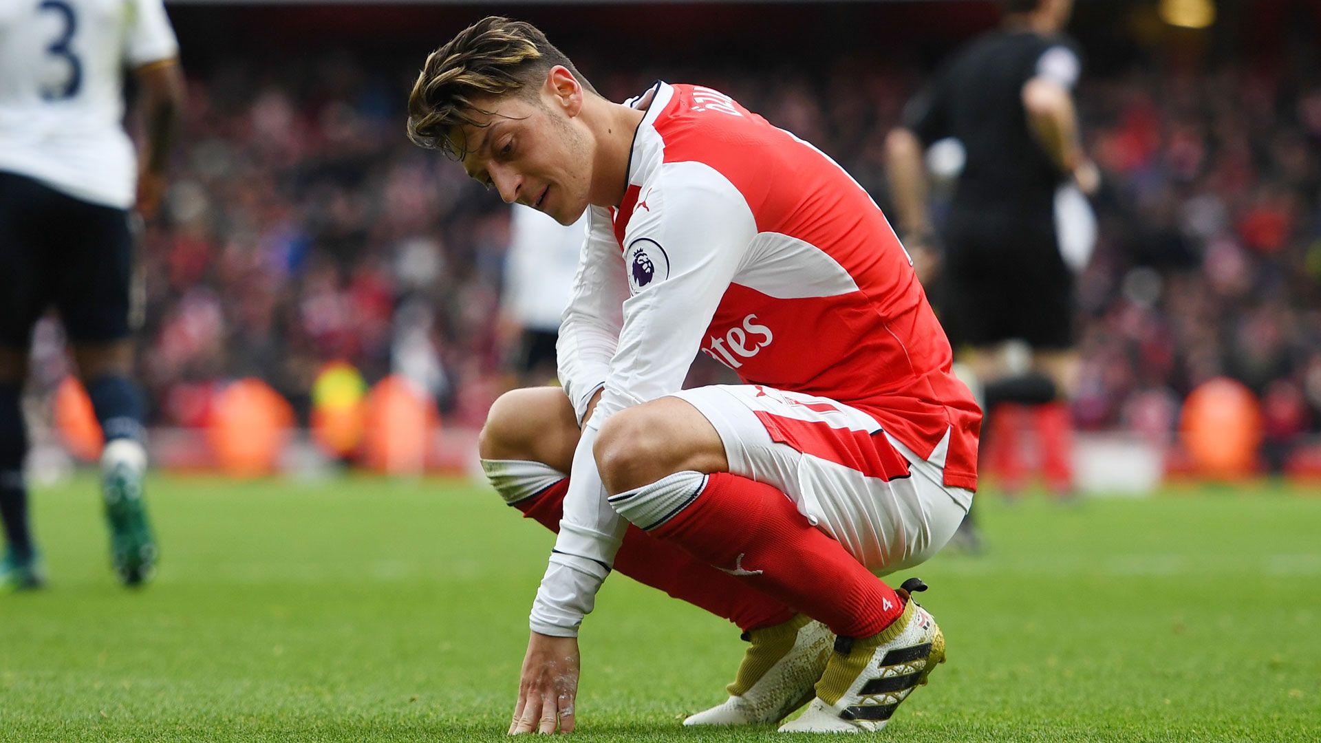 Mesut Özil 11062016