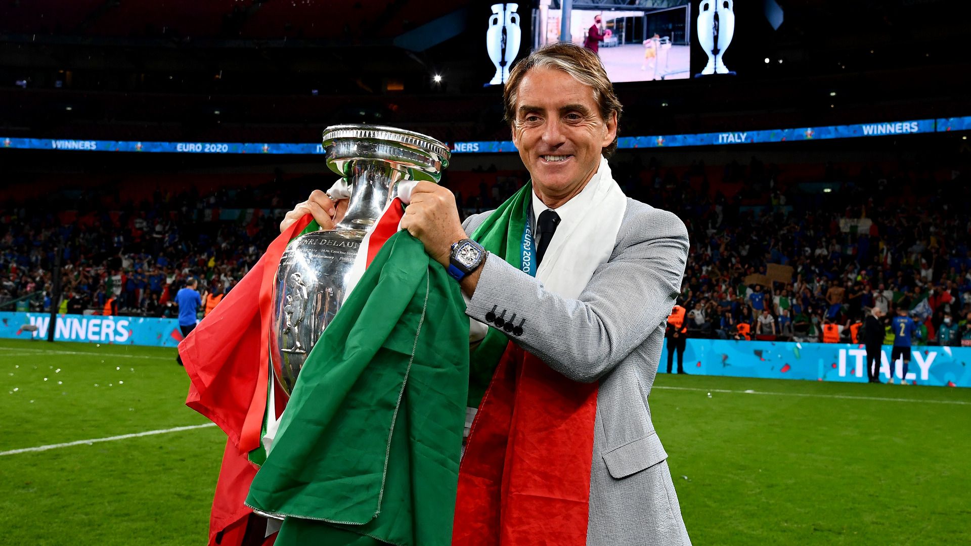 roberto mancini italy euro 2020