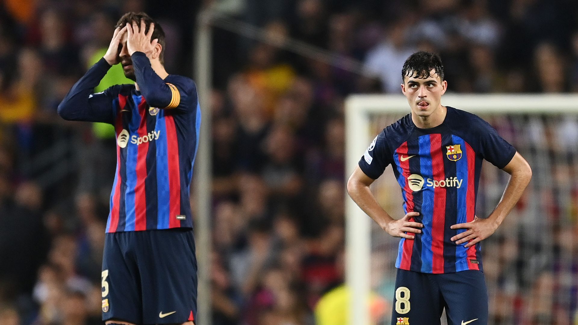 Piqué Pedri Barcelona Inter Champions 12102022