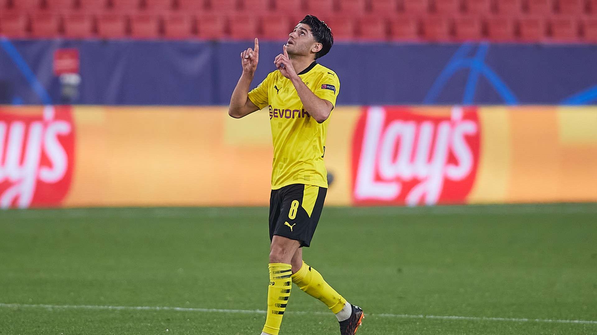 Dahoud Dortmund Sevilla