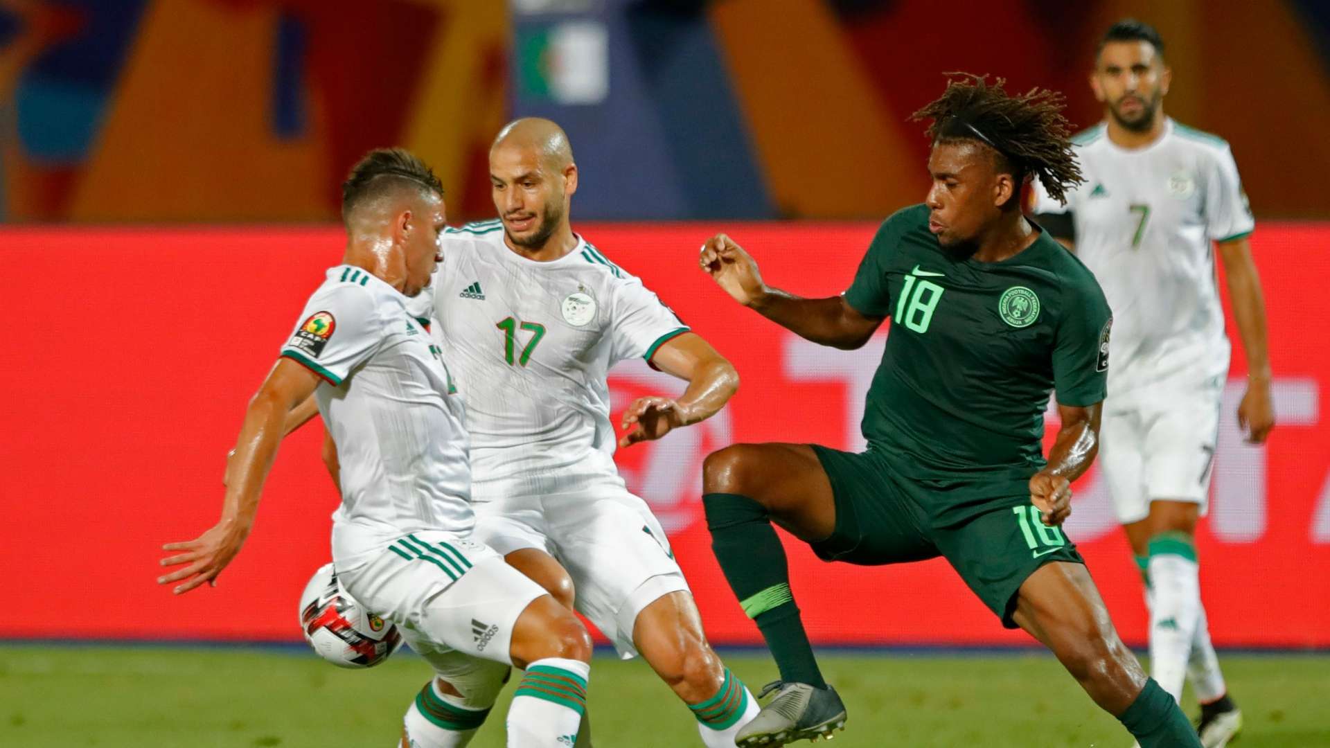 Alex Iwobi, Adlene Guedioura - Algeria vs. Nigeria
