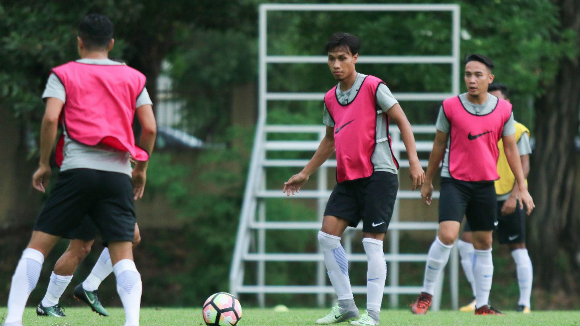 Shahrom Kalam, Malaysia