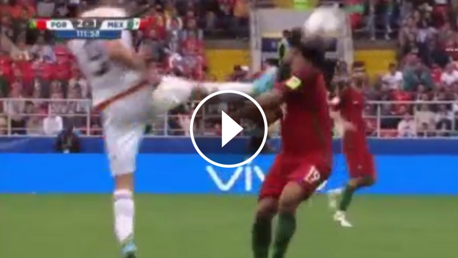 Raúl Jiménez México - Portugal