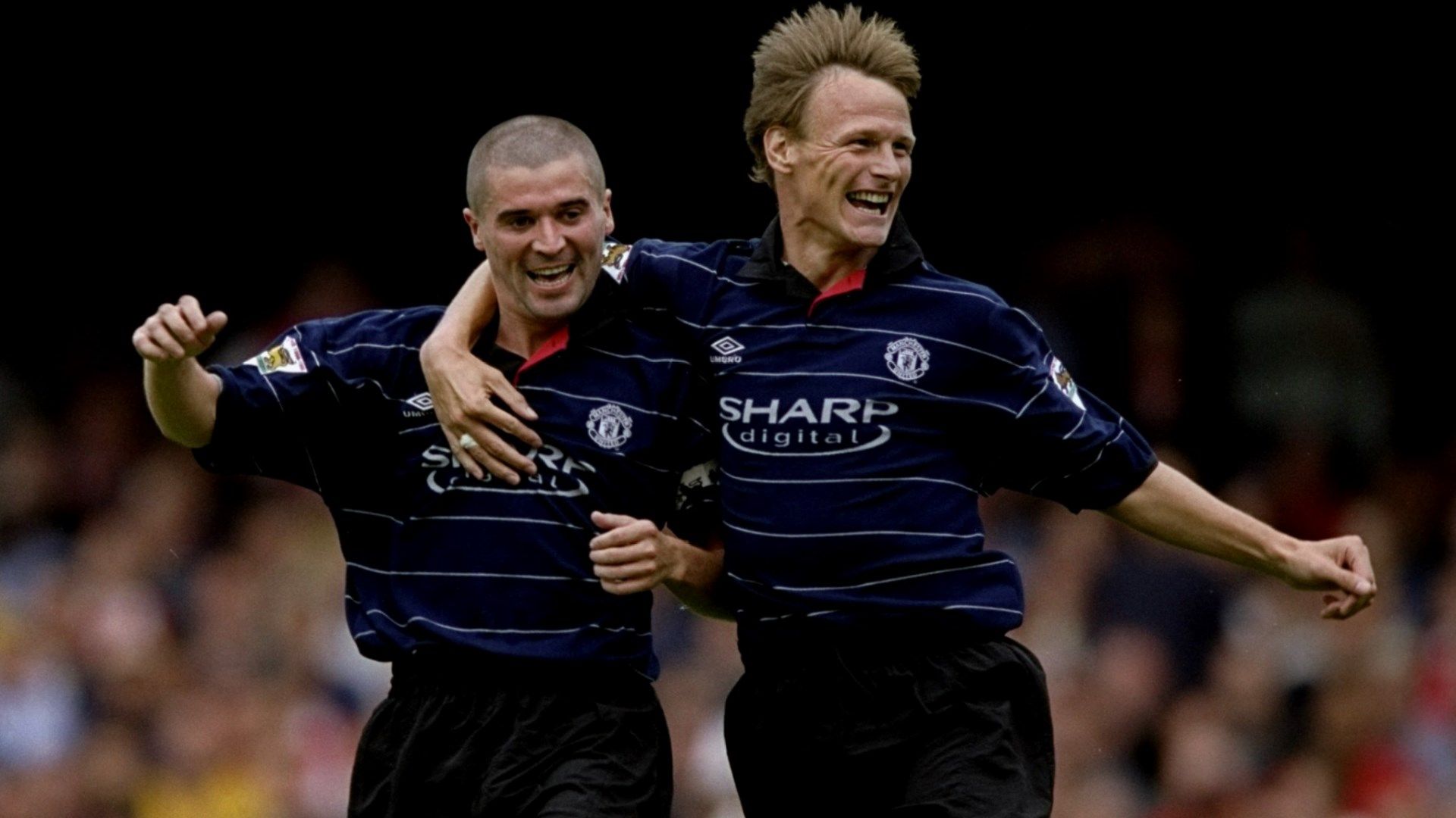Roy Keane Teddy Sheringham 1999-2000