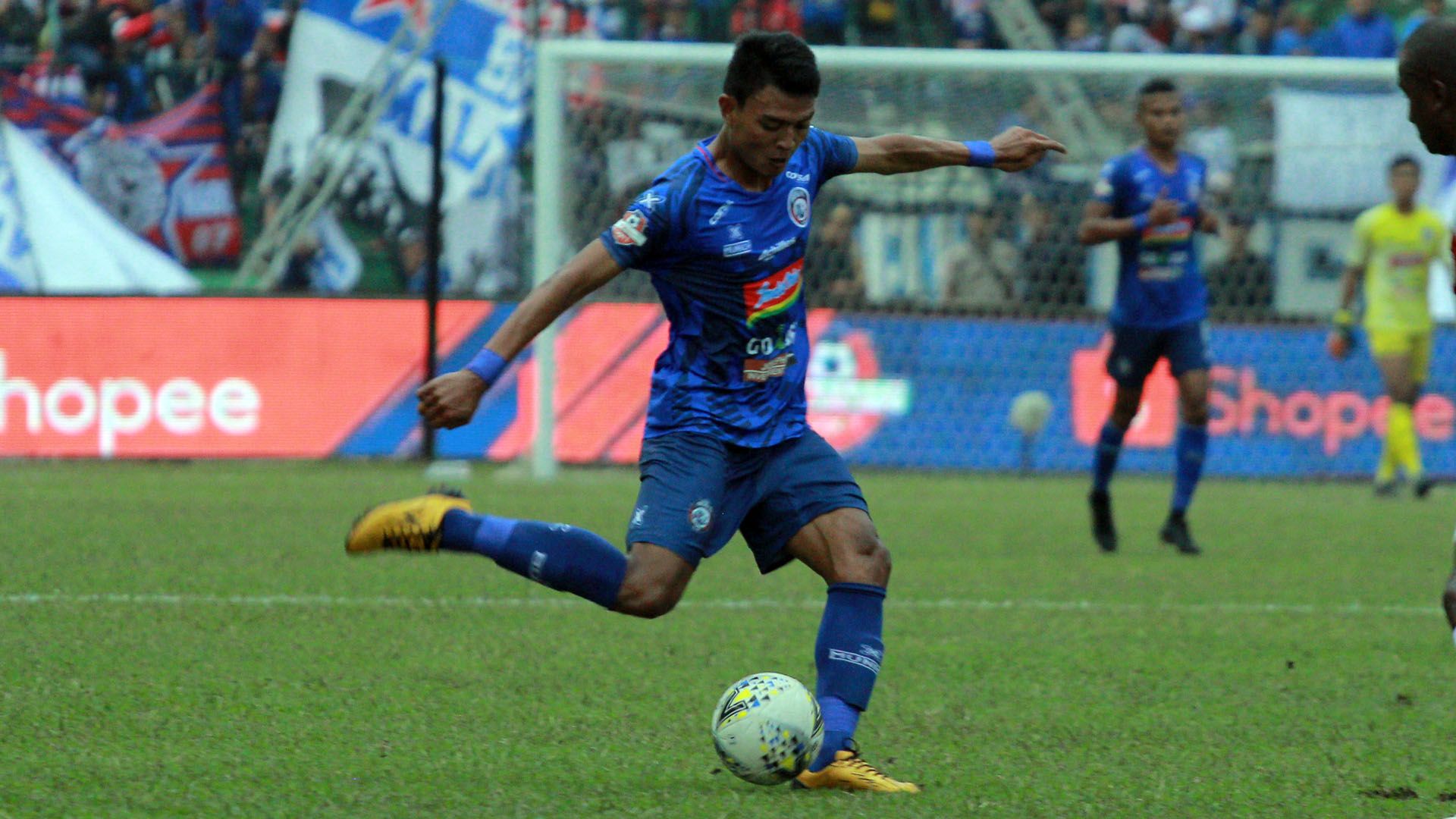 Dedik Setiawan - Arema FC