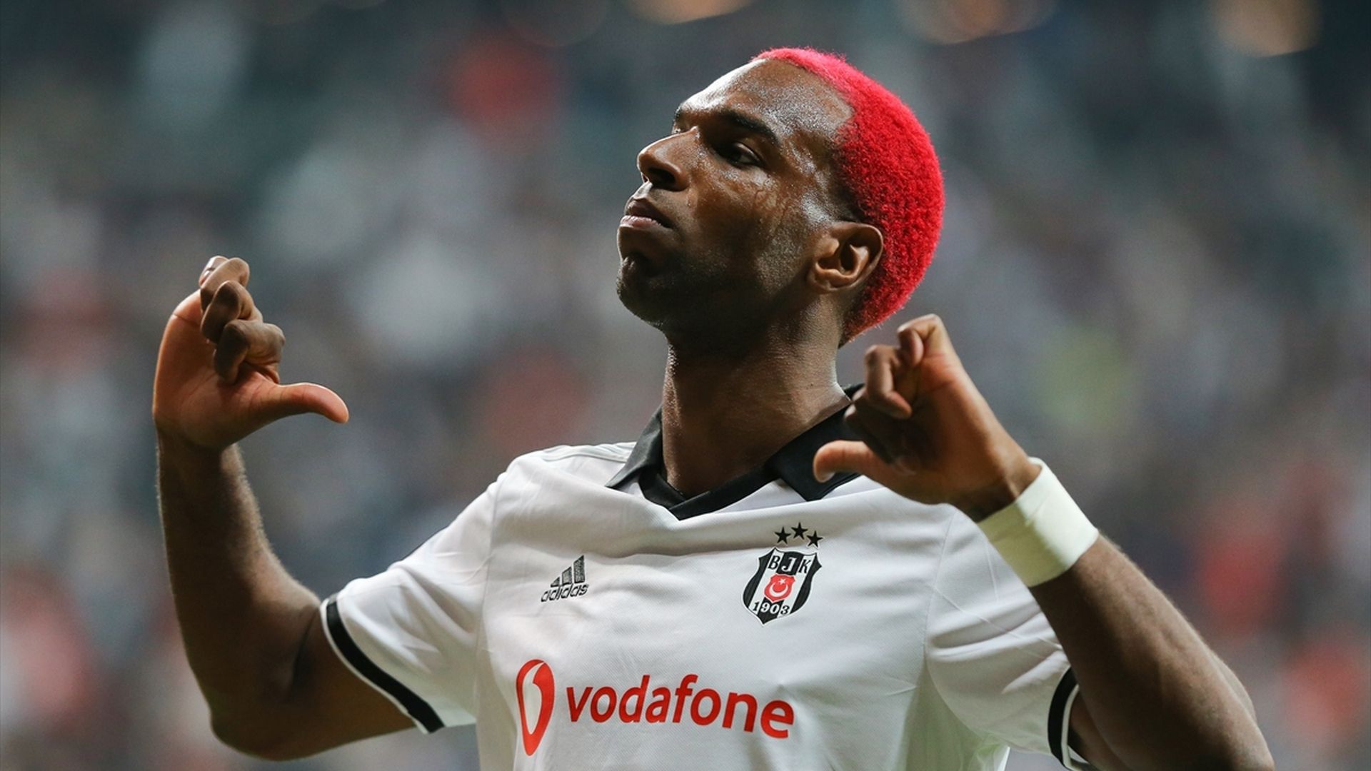 Ryan Babel Besiktas 9202018 UEL