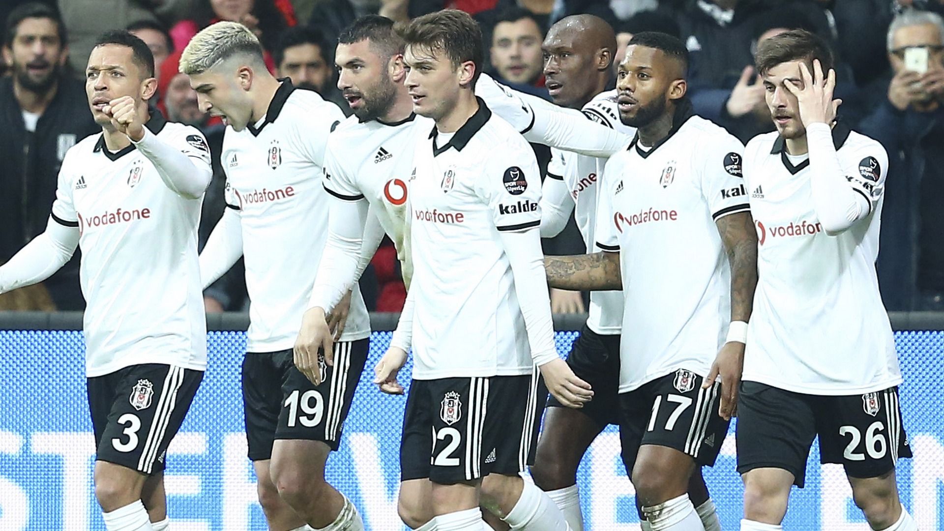 Burak Yilmaz Burak Yilmaz Besiktas Bursaspor STSL 02092019 Besiktas Bursaspor STSL 02092019