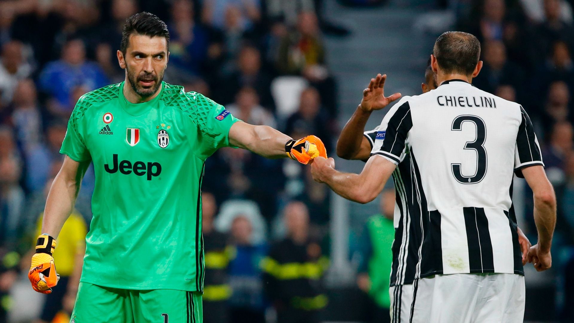 Gianluigi Buffon Giorgio Chiellini Juventus Barcelona