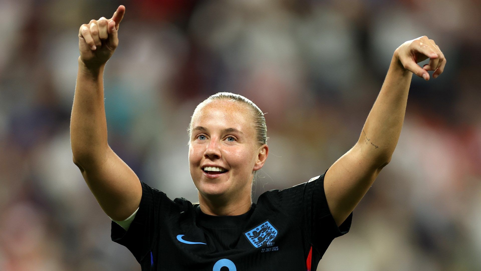 Beth Mead England Women 2025